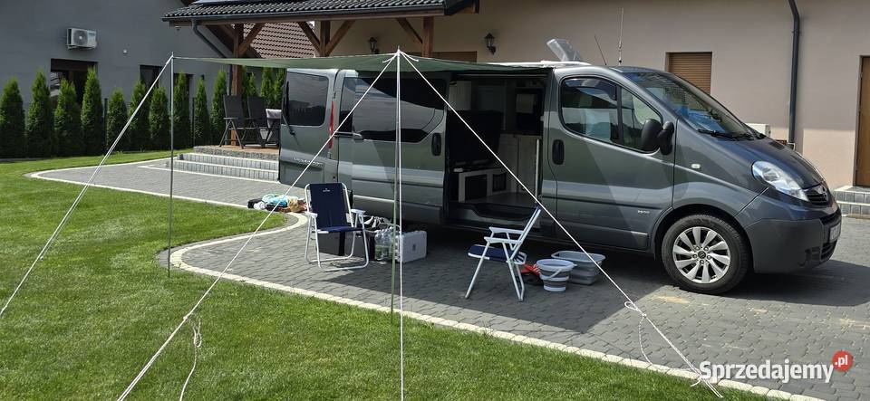 Opel Vivaro 2013 BusKamper Truma Combi 4 solar Trzcianka