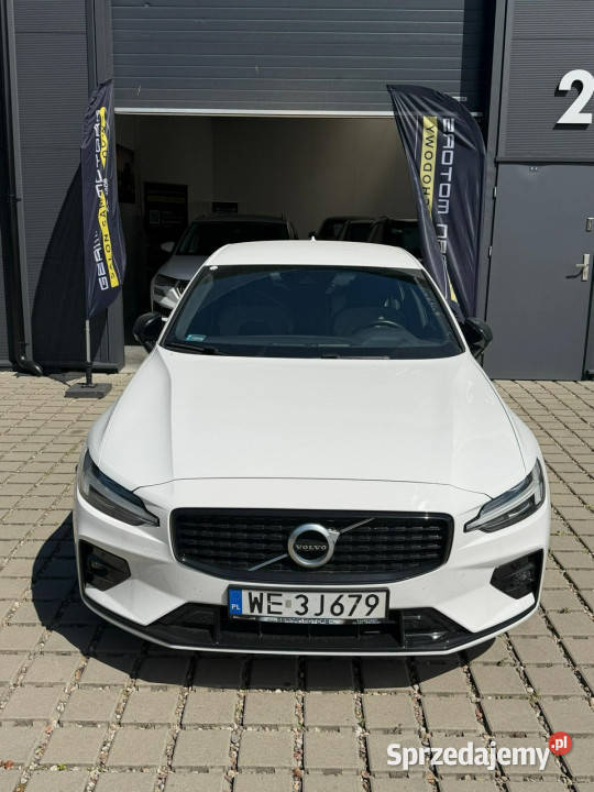 Volvo S60 R Design LEDY Harman Kardon Kamera Rok produkcji 2021 Dębogórze