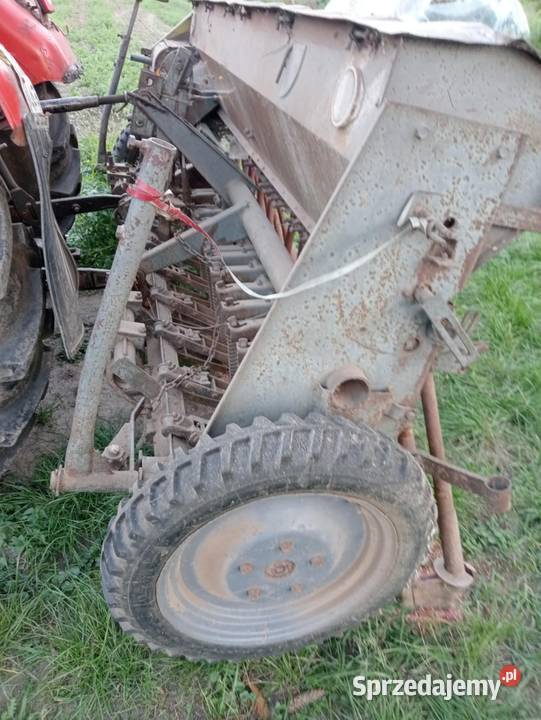 Sprzedam siewnik Poznaniak nieuszkodzony Maszyny rolnicze Przezwody