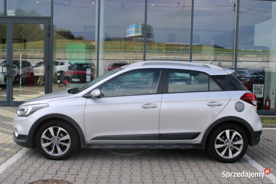 HYUNDAI i20 2017r Salon Polska Czujniki Tył śląskie Bielsko-Biała