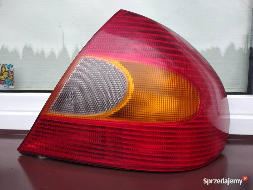 Ford Mondeo MK2 HB hatchback lampa tył tylna osobowe Motoryzacja Sieradz