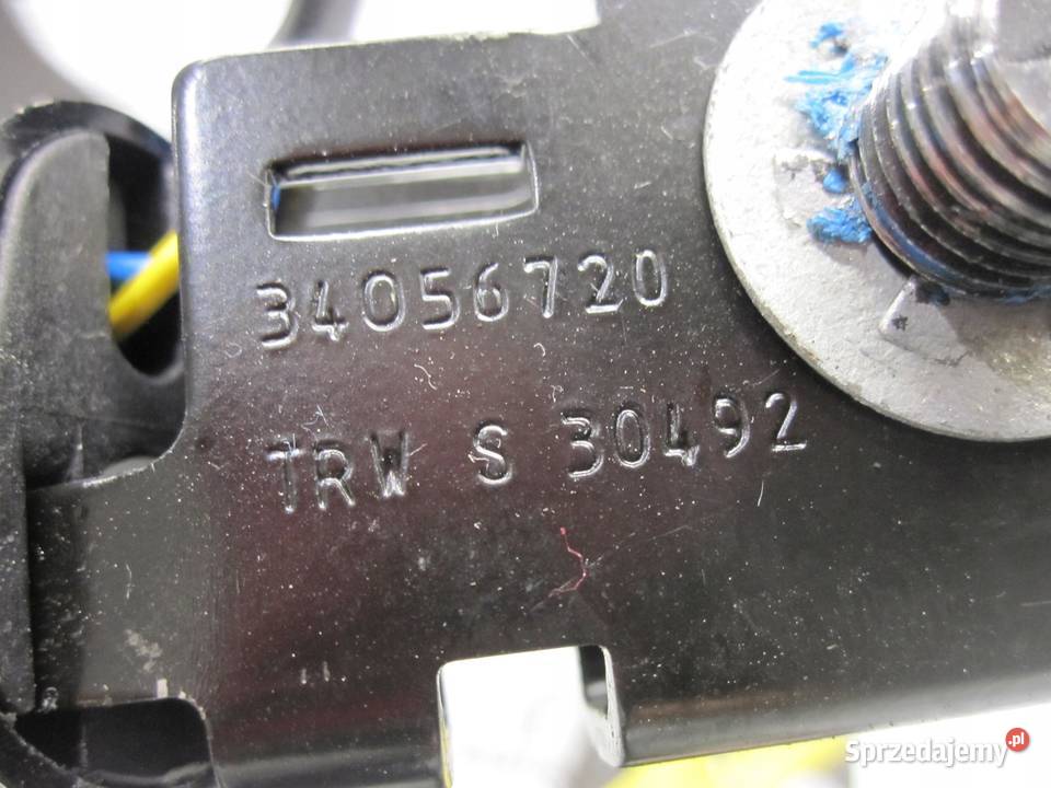 OPEL MERIVA B 10r pas bezpieczeństwa prawy przód
