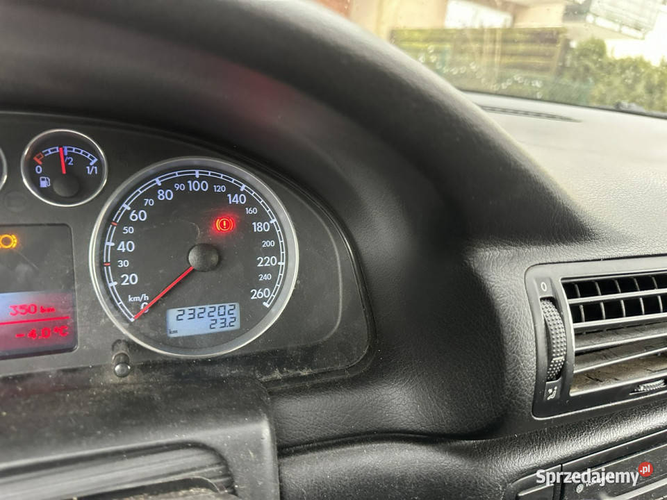 Volkswagen Passat 19 TDI moc 131 klimatronic Wejherowo sprzedam