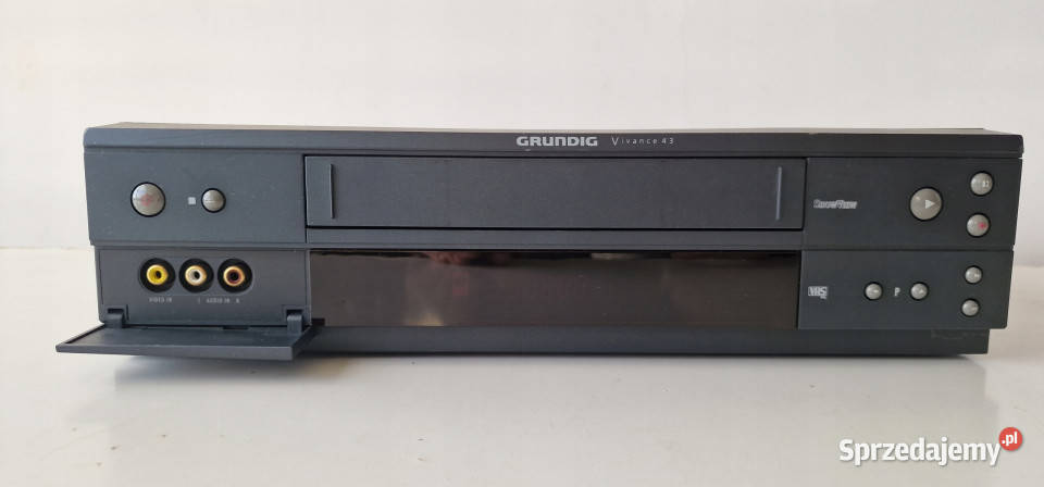Magnetowid Grundig Vivance 43 GV3243 GV 3243