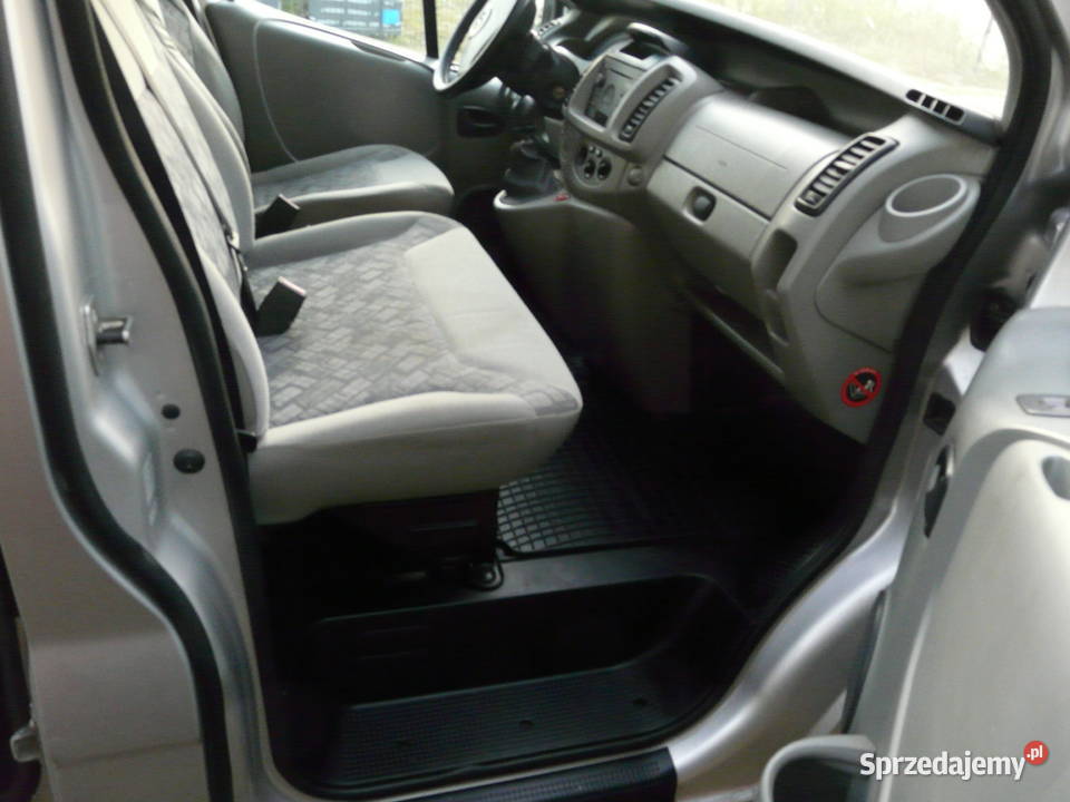 Opel Vivaro 19 CDTi 9 osobowyskrzynia biegów 6 Wieruszów