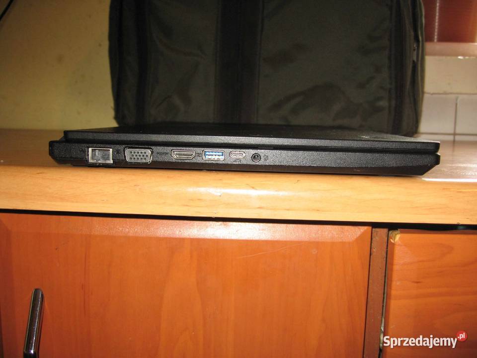 Nowy Acer slim 156 ips Intel core 7 generacja Taktowanie 3 sprzedam