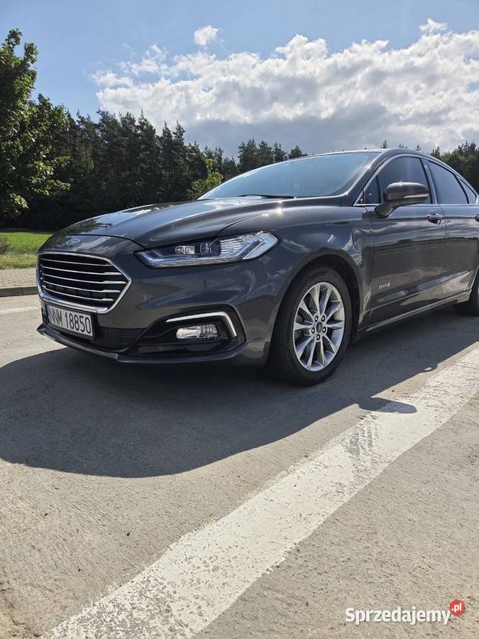 Ford Fusion Energi Titanium Plug-in Hybrid 2.0