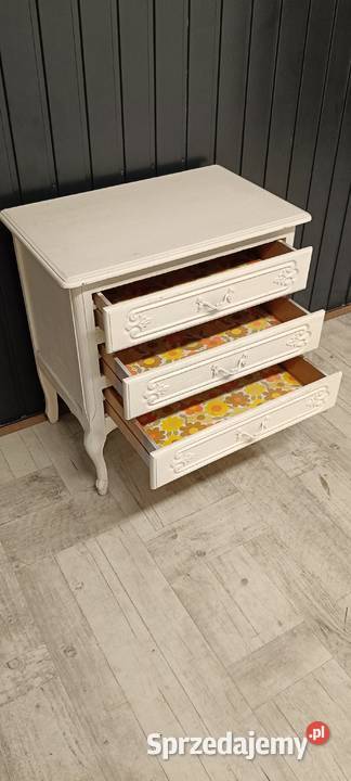 komoda ludwikowska z szufladami biała drewniana Radomsko
