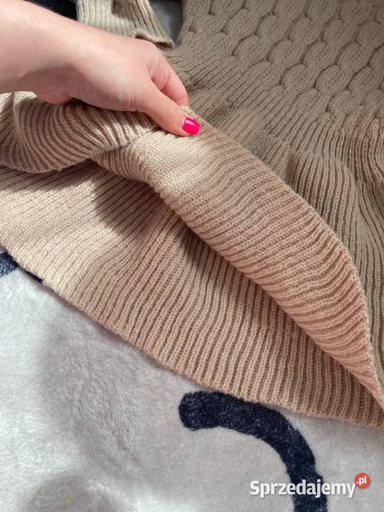 Sukienka sweterkowa dziewczęca 98104 miękka golf Troszyn