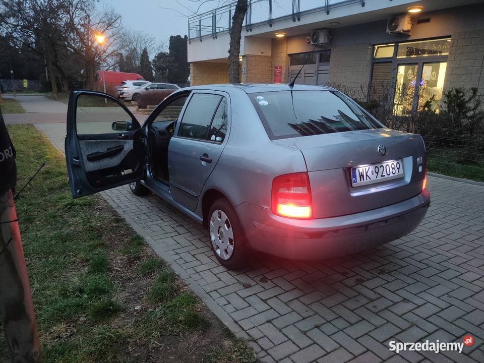 Skoda Fabia polski salon bezwypadkowa super stan isofix Warszawa