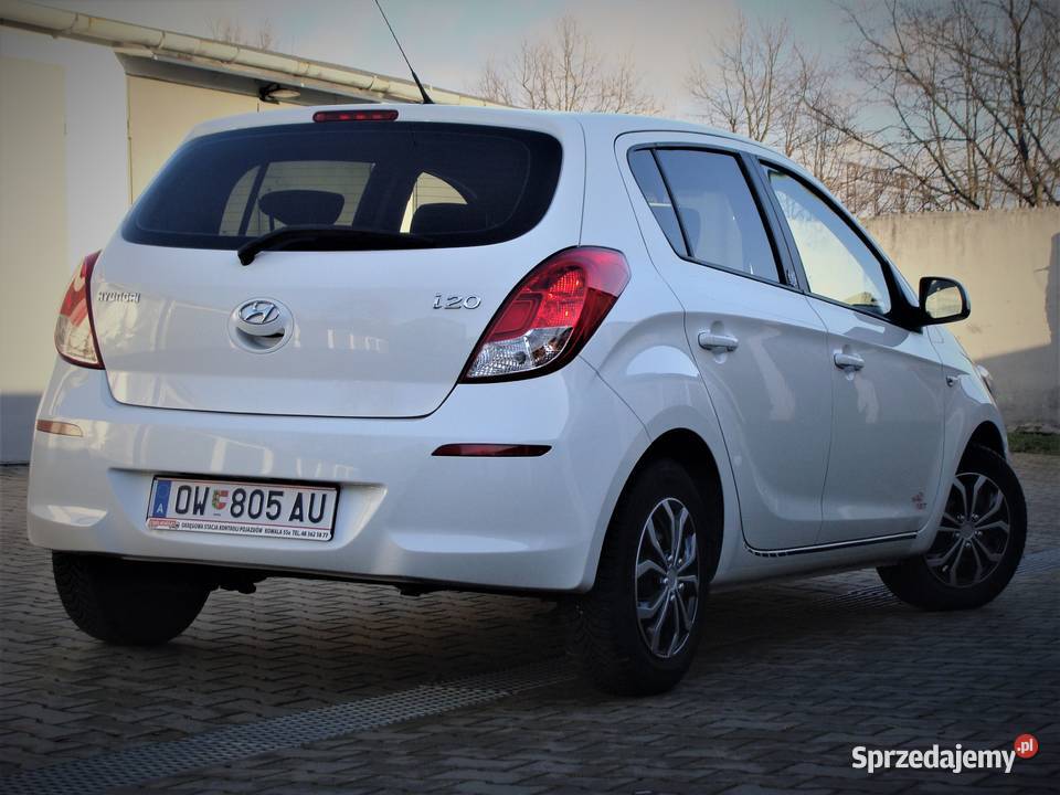 Hyundai i20 12 86 benzyna lift sprowadzony 5 elektryczne szyby mazowieckie Radom