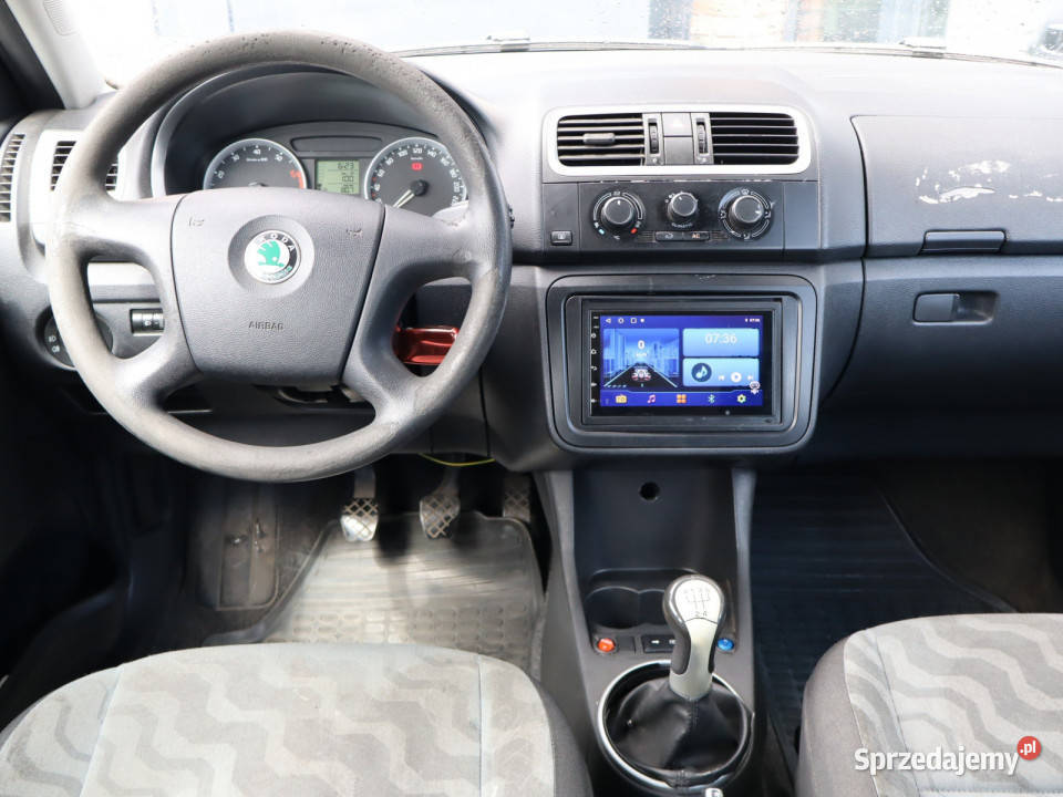 Skoda Fabia 12 12V