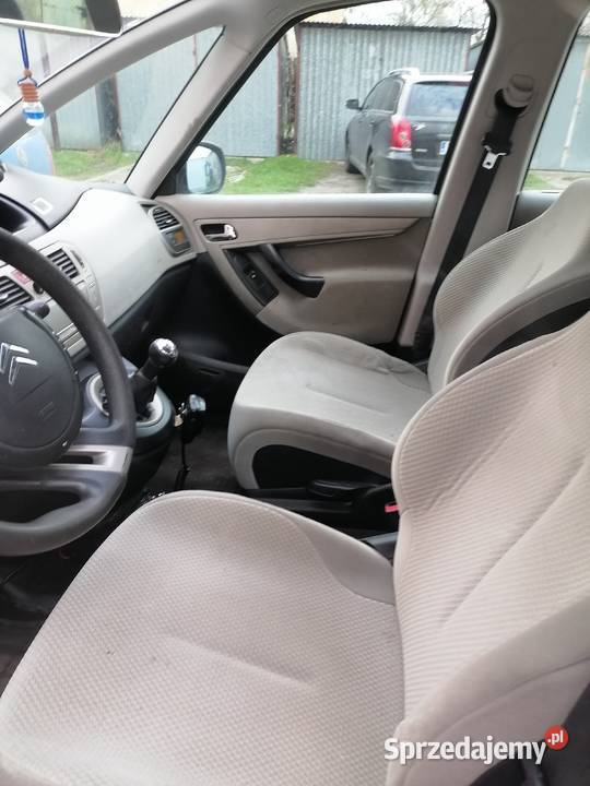Citroen C4 Picasso w stanie nieuszkodzony Lewin Brzeski sprzedam