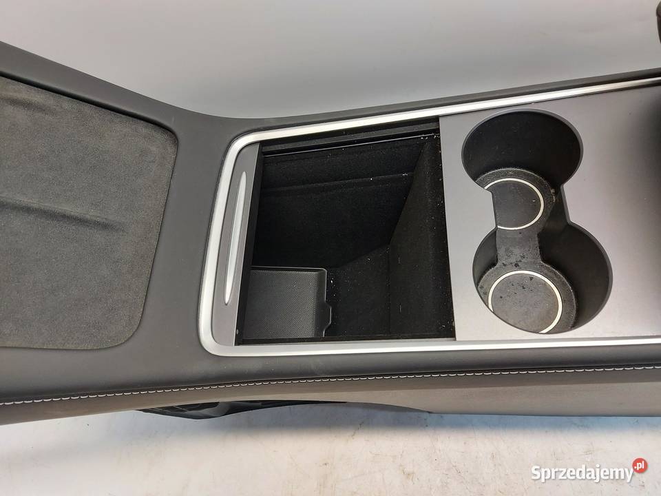 TESLA MODEL Y 2023r Podłokietnik tunel środkowy