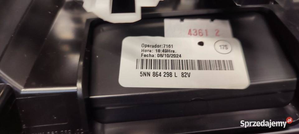 VW TIGUAN II ALLSPACE KRATKA TUNELU PANEL