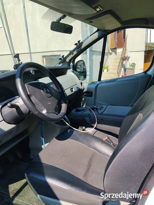 Kampervan Vivaro Łomianki Dolne