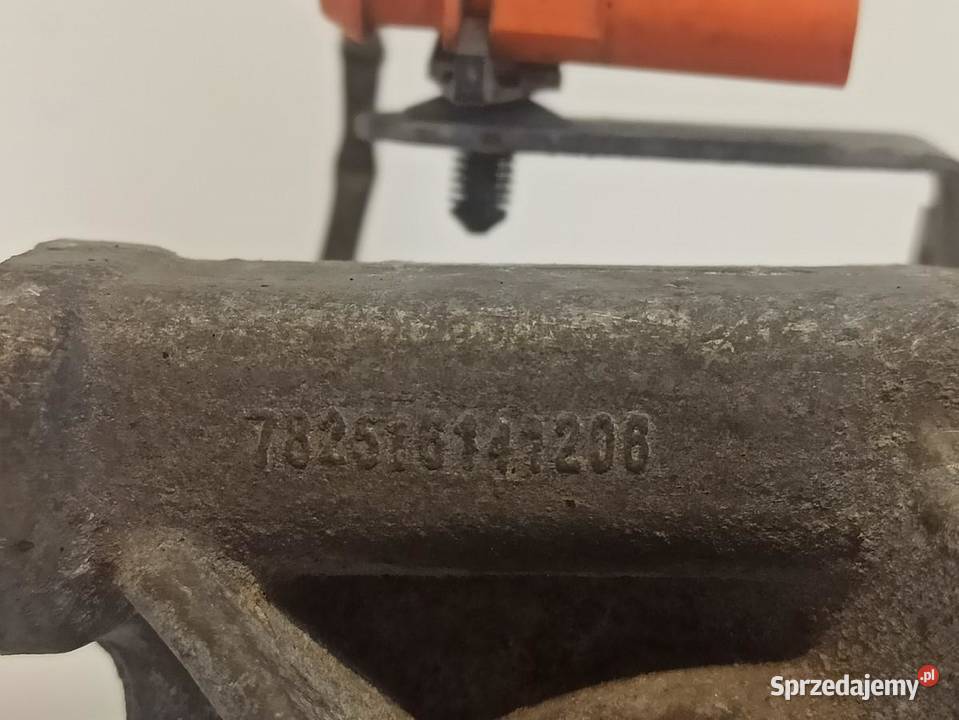 AUDI A4 B8 PODUSZKA SILNIKA LEWA 30 8R0199381S