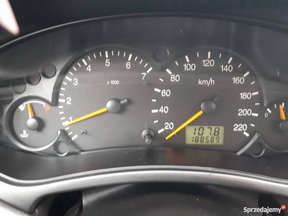 Ford Focus mk1 16 benzyna 2002r elektryczne szyby Koszalin