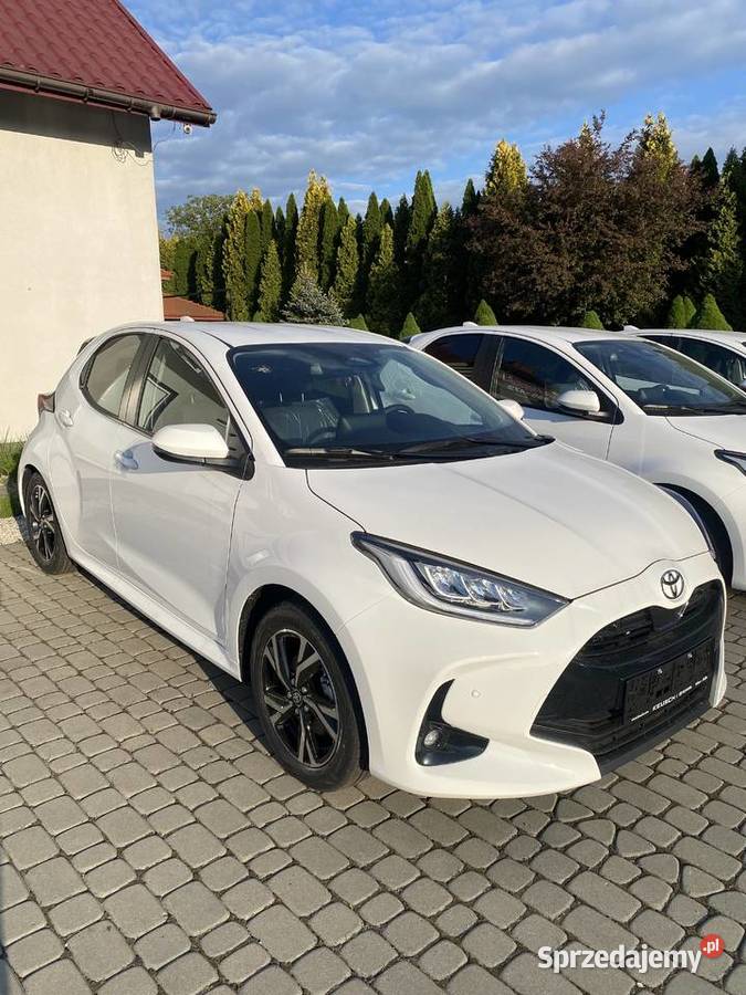 Toyota Yaris Style Hybrid NOWY 2025 95k PLN 116KM Rzeszów sprzedam