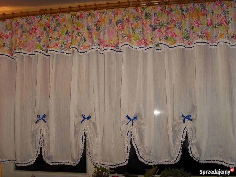 FIRANKA BIAŁA KWIECISTA FALBANA KOKARDKI WROCŁAW Wrocław sprzedam