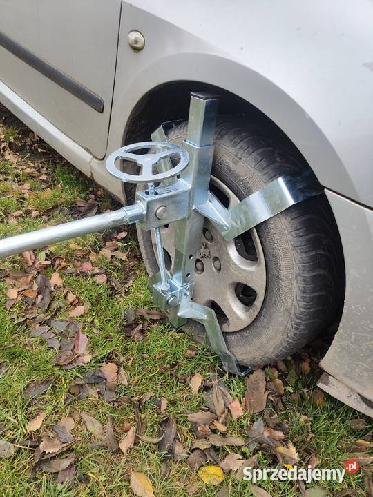 Szarpak sprawdzania luzów w zawieszeniu Skrzebowa