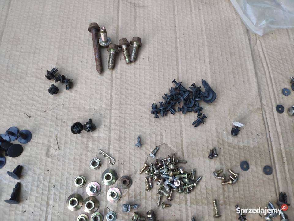 Śruby kołki mocowania zaślepki Civic Ej9 EK4 osobowe Bielsko-Biała