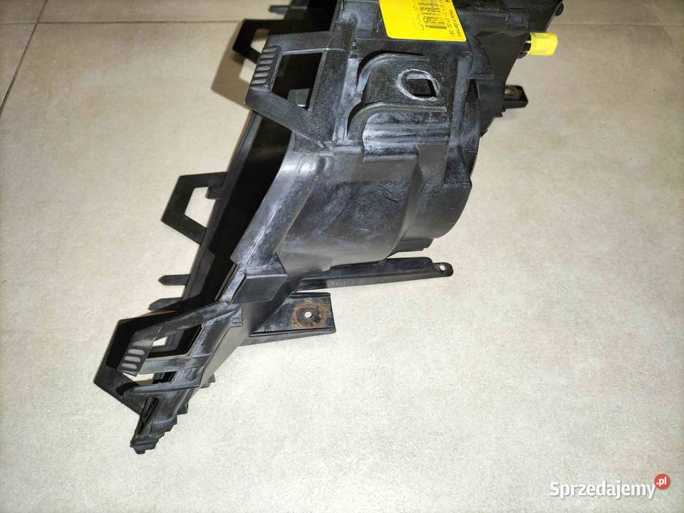 Obudowa lampy zenon prawej BMW E46 COUPE CABRIO Poręba