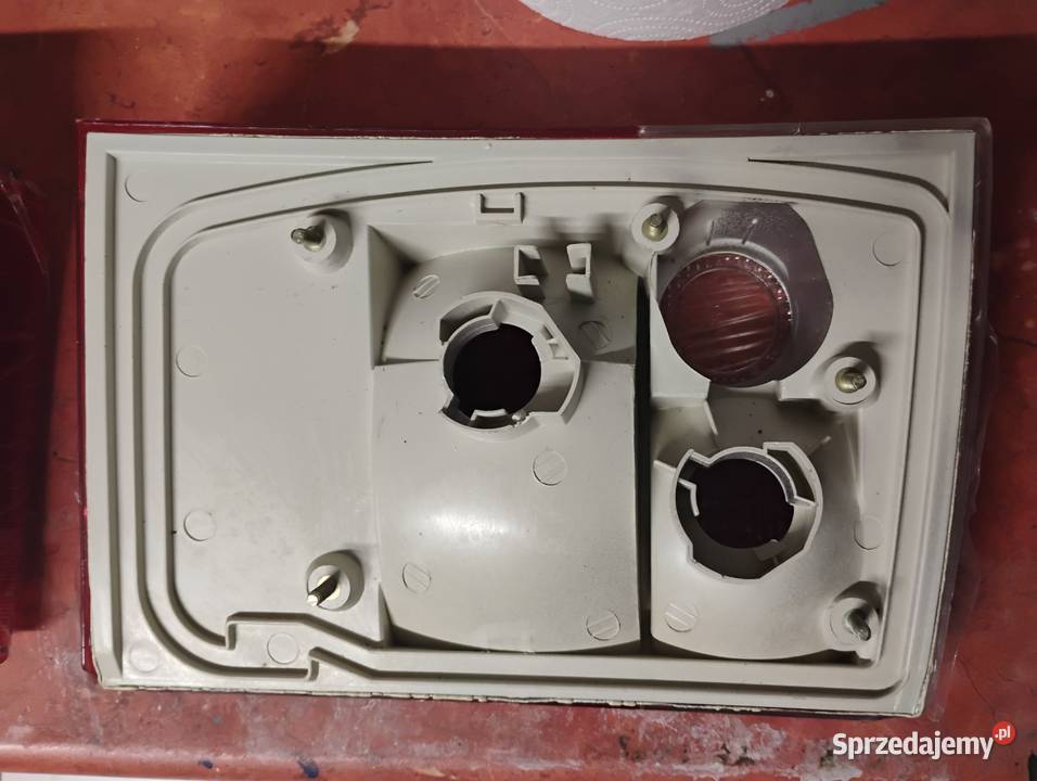 Lampy tylne kierunkowskaz Audi 100 C4 osobowe zachodniopomorskie Gryfice