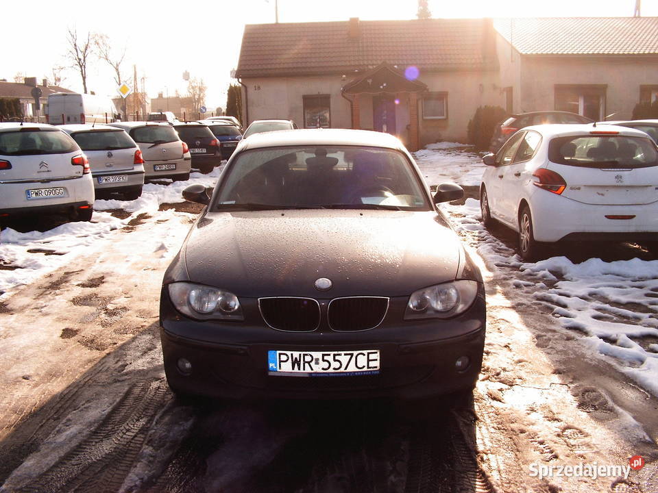 B M W 116 16 Etylina 2005r światła przeciwmgielne Września