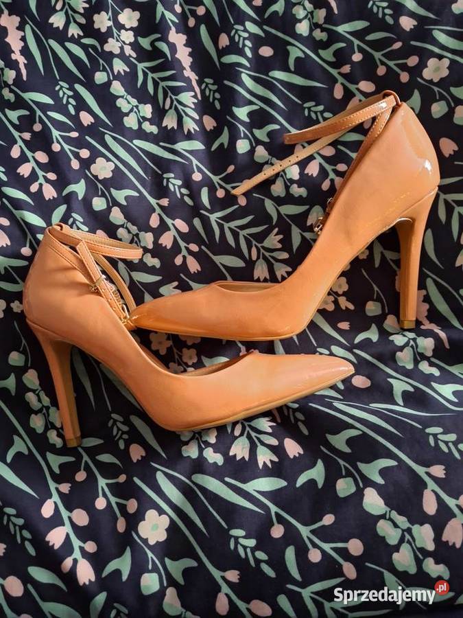 Szpilki pudrowy róż Moda i Styl Bydgoszcz