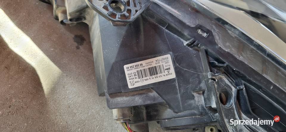 Sprzedam kompletny przod Peugot 3008