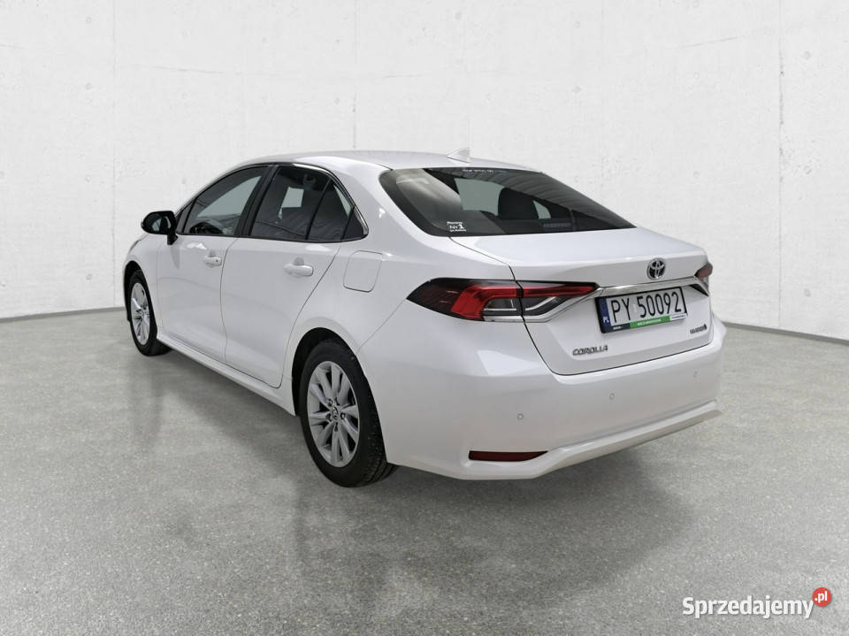 Toyota Corolla Seria E16 2012 Rok produkcji 2023 Komorniki