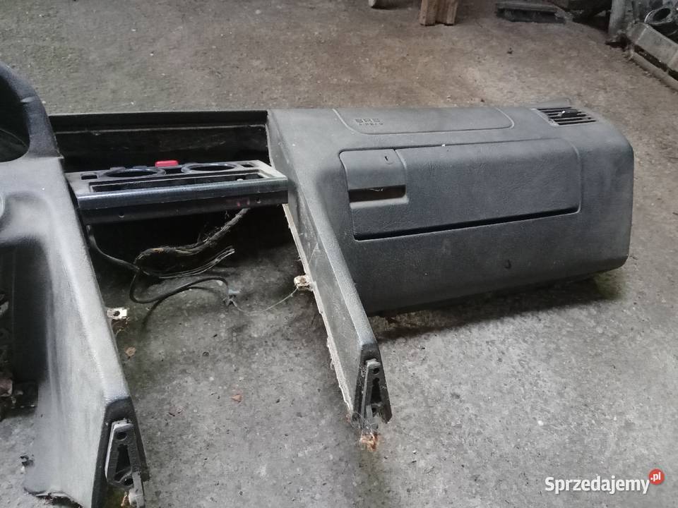 Mercedes c klasa W202 deska rozdzielcza kokpit osobowe kujawsko-pomorskie Brzozówka