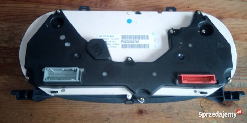 Licznik RENAULT CLIO 2 THALIA 8200059763 Margonin