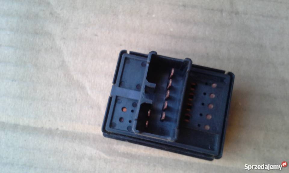 Suzuki Ignis FH 0003 włącznik przełącznik