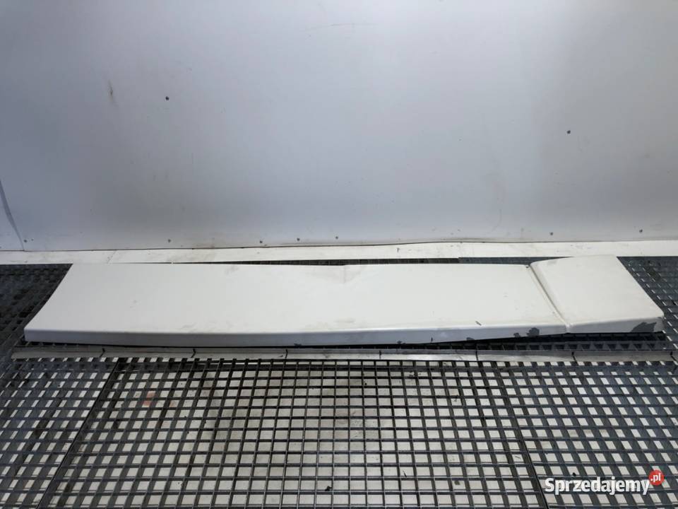 OWIEWKA KABINY PRAWA VOLVO FH Karoseryjne