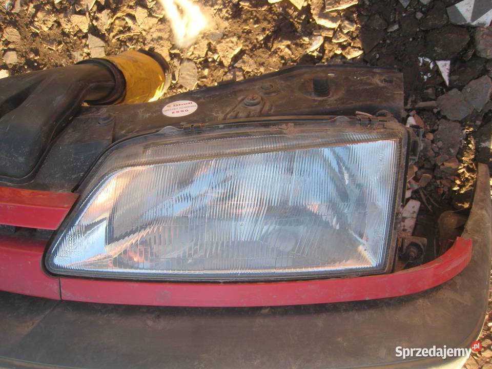 Lampa przednia reflektor przedni Peugeot 306 osobowe Kraków