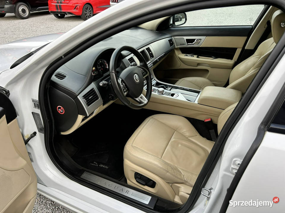 Jaguar XF 4x4 Kamera cofania Podgrzewane fotele aluminiowe felgi Bydgoszcz
