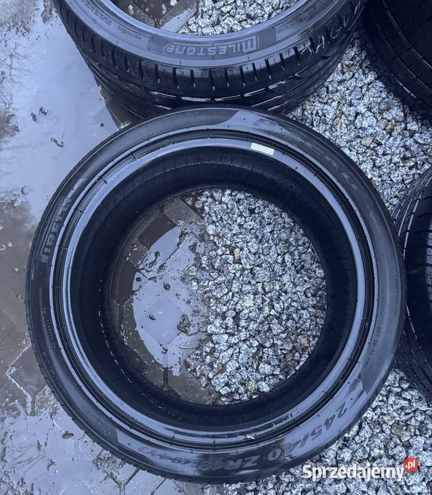 Opony letnie Pirelli PZero 275352454020 67mm 20cale Krępiec