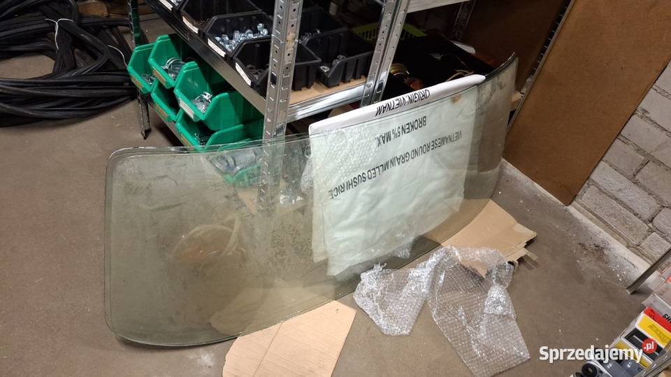 Przednia szyba Wołga GAZ 24 2410 osobowe Przednie sprzedam