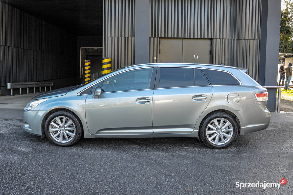 Toyota Avensis 22D4D Bezwypadkowy Salon Wrocław