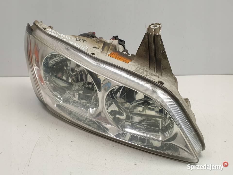 LAMPA PRAWA Nissan Maxima V A33 PRZEDNIA przód Rudka