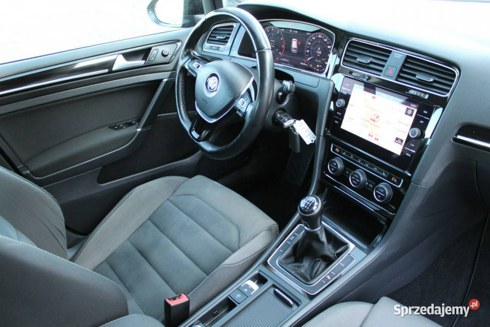 Volkswagen Golf 15 TSI BMT Highline Zegary Lubań