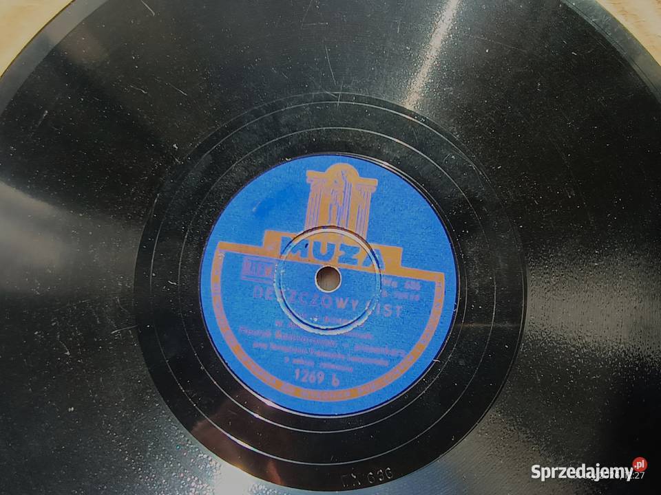 Cztery polskie płyty szelakowe 25 Wronki