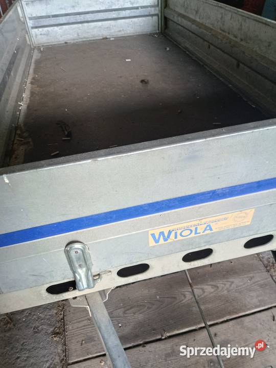 Syndyk sprzeda przyczepkę samochodową Władysławowo