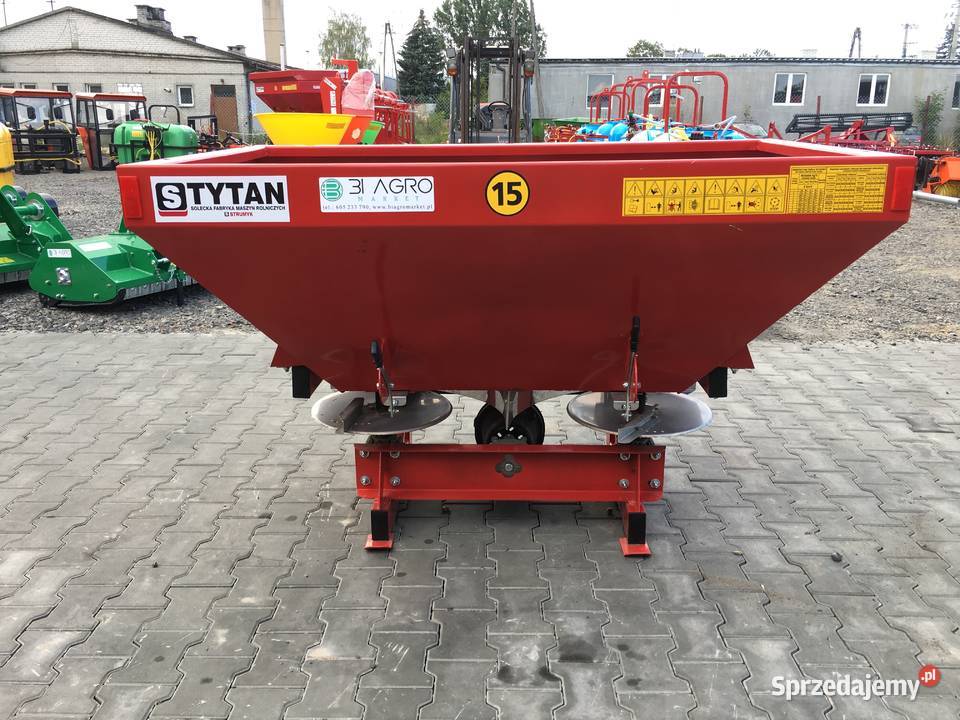 Rozsiewacz nawozu 600L TYTAN STRUMYK Dexwal Nisko