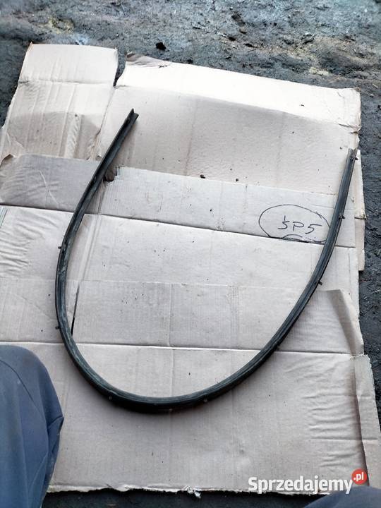 GOLF 2 JETTA 2 USZCZELKA MASKI osobowe Kamień-Kolonia