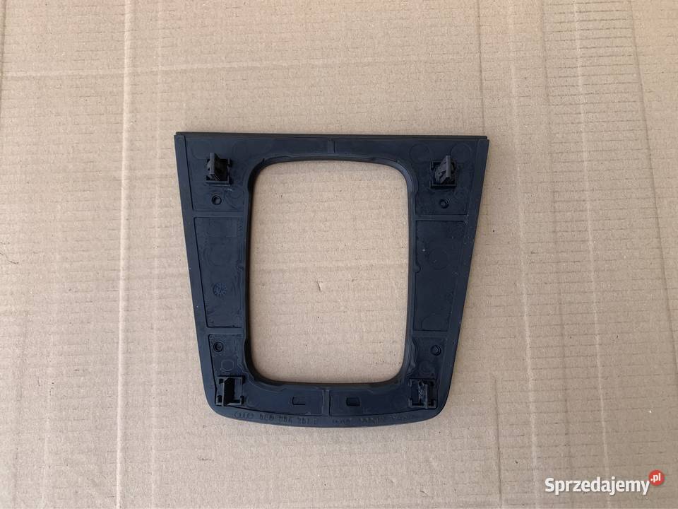 Ramka wybieraka 8E0864261F audi a4 b6 Szczecin