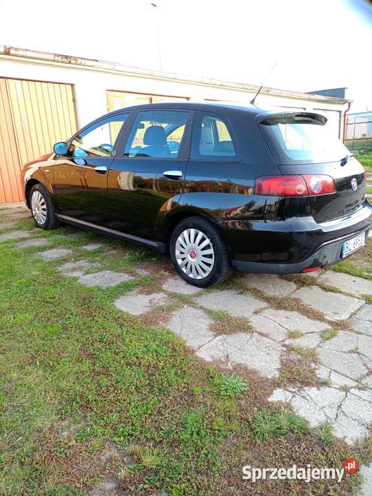 Sprzedam Fiat Croma czarne kombi 2010 r 19 jtd Rok produkcji 2010 Fiat podlaskie Łomża