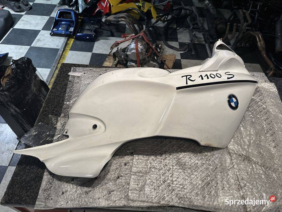 BMW R1100 S 9805 Owiewka Bok Prawa Prawy N1038 sprzedam